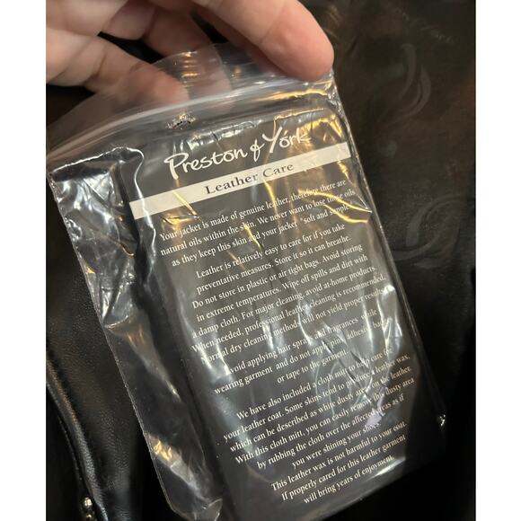 PRESTON & YORK Black Lamb Leather Removeable Dyed Fox Fur Collar Jacket Size M - Picture 9 of 9